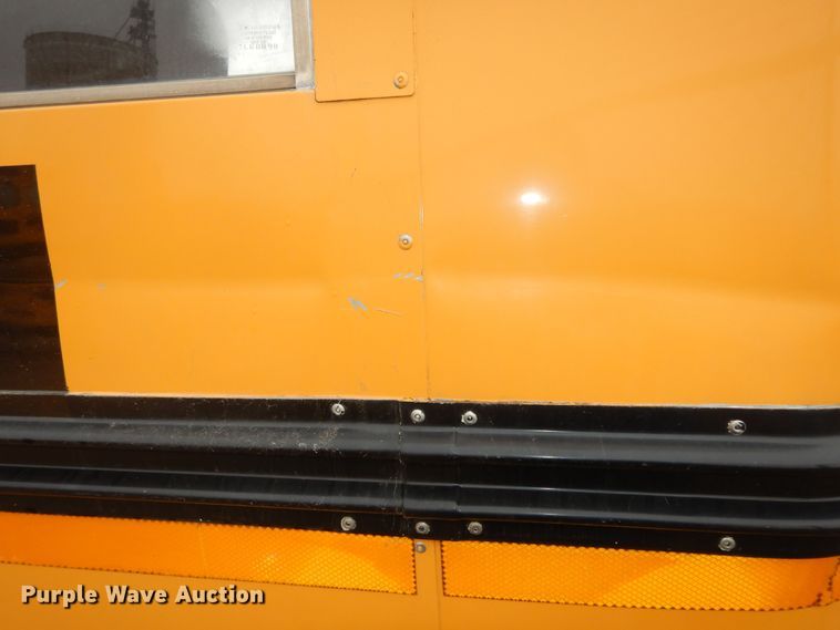 image for item DK7725 1998 Ford E350  school bus