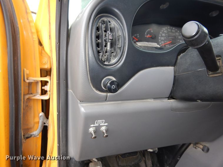 image for item DK7725 1998 Ford E350  school bus