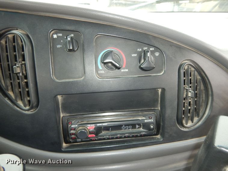 image for item DK7725 1998 Ford E350  school bus