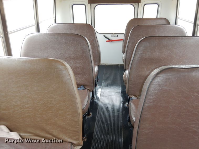 image for item DK7725 1998 Ford E350  school bus