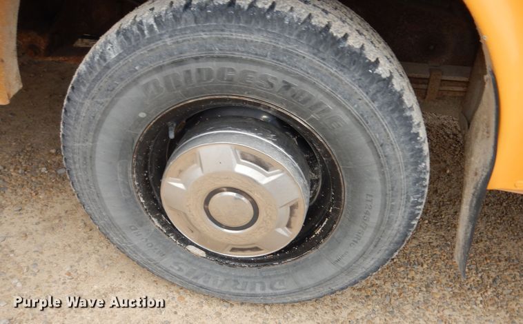 image for item DK7725 1998 Ford E350  school bus