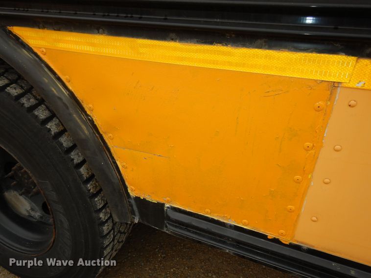 image for item DK7726 2000 Blue Bird TC2000  school bus