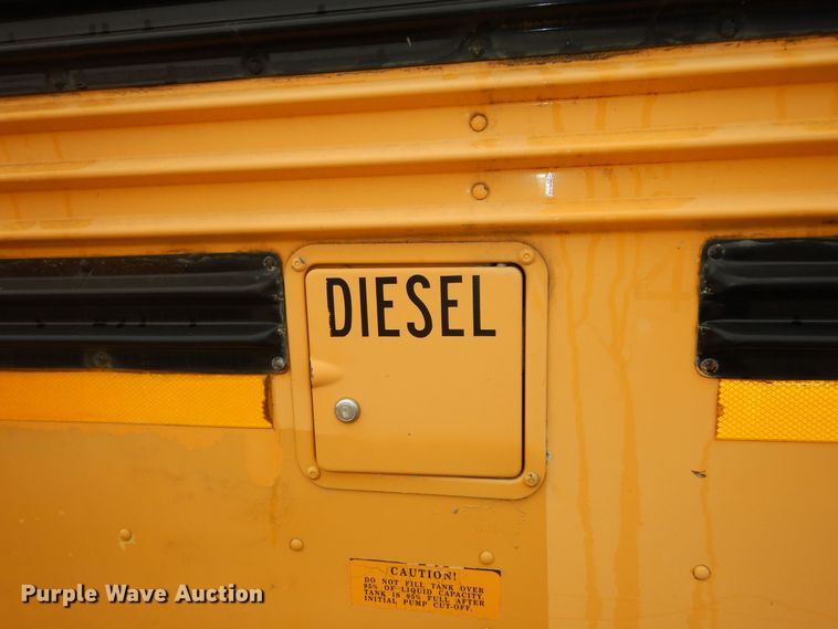 image for item DK7726 2000 Blue Bird TC2000  school bus