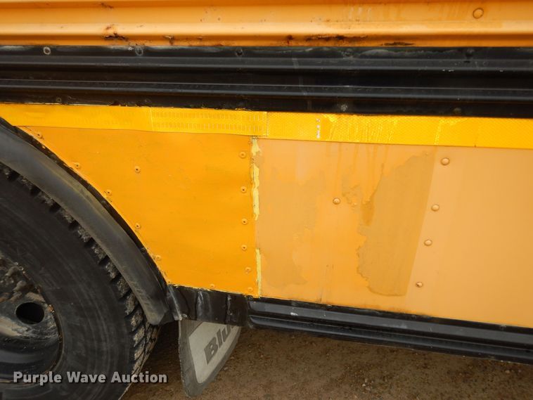 image for item DK7726 2000 Blue Bird TC2000  school bus