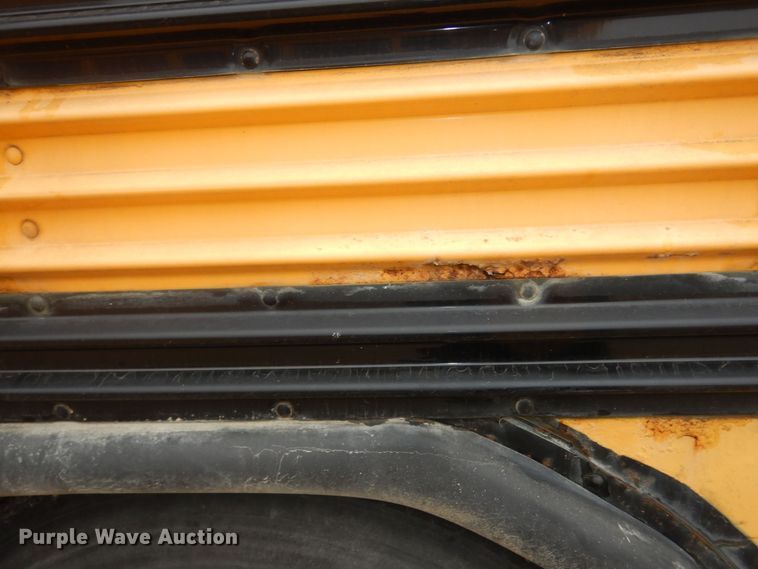 image for item DK7726 2000 Blue Bird TC2000  school bus