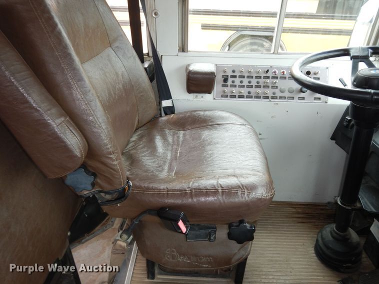 image for item DK7726 2000 Blue Bird TC2000  school bus