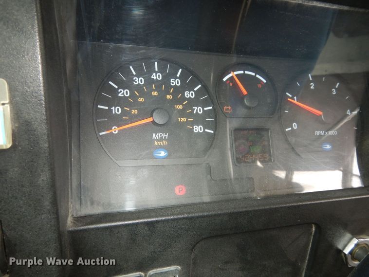 image for item DK7726 2000 Blue Bird TC2000  school bus