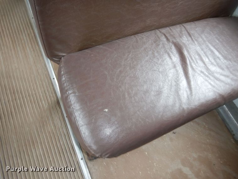 image for item DK7726 2000 Blue Bird TC2000  school bus