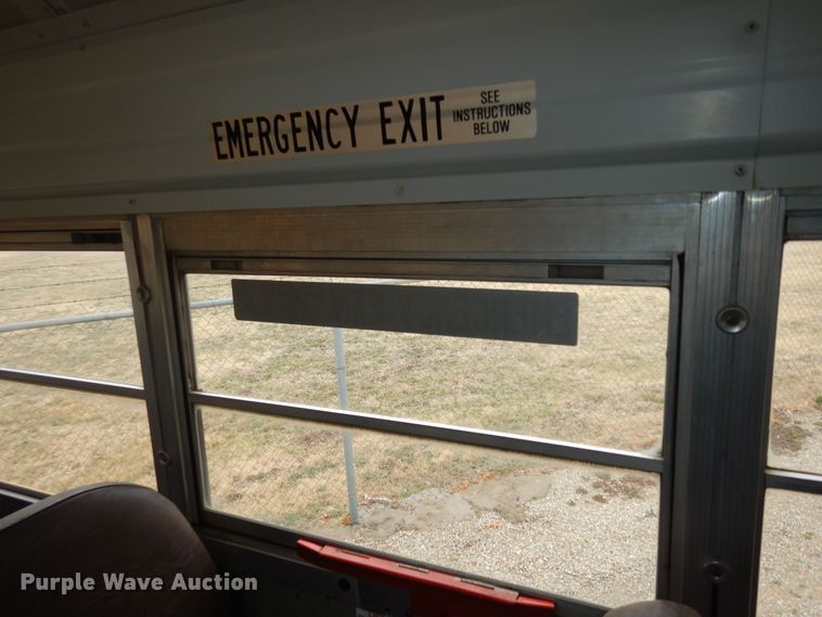 image for item DK7726 2000 Blue Bird TC2000  school bus