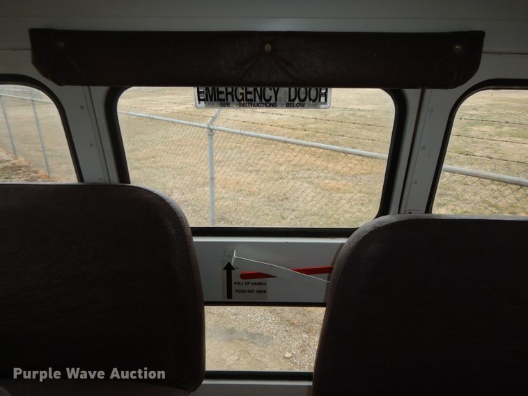 image for item DK7726 2000 Blue Bird TC2000  school bus