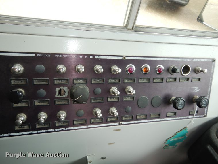 image for item DK7727 2001 Blue Bird TC2000  school bus