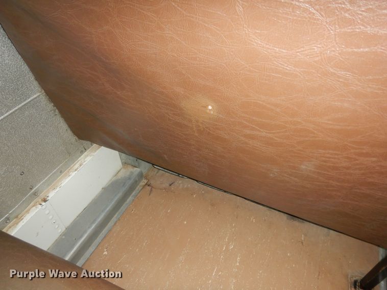 image for item DK7727 2001 Blue Bird TC2000  school bus