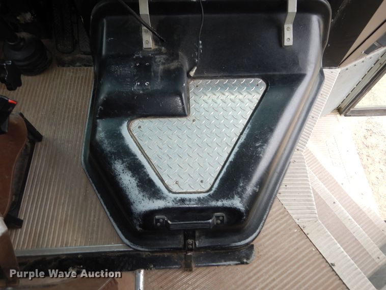 image for item DK7727 2001 Blue Bird TC2000  school bus