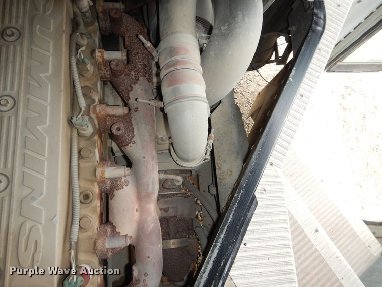 image for item DK7727 2001 Blue Bird TC2000  school bus