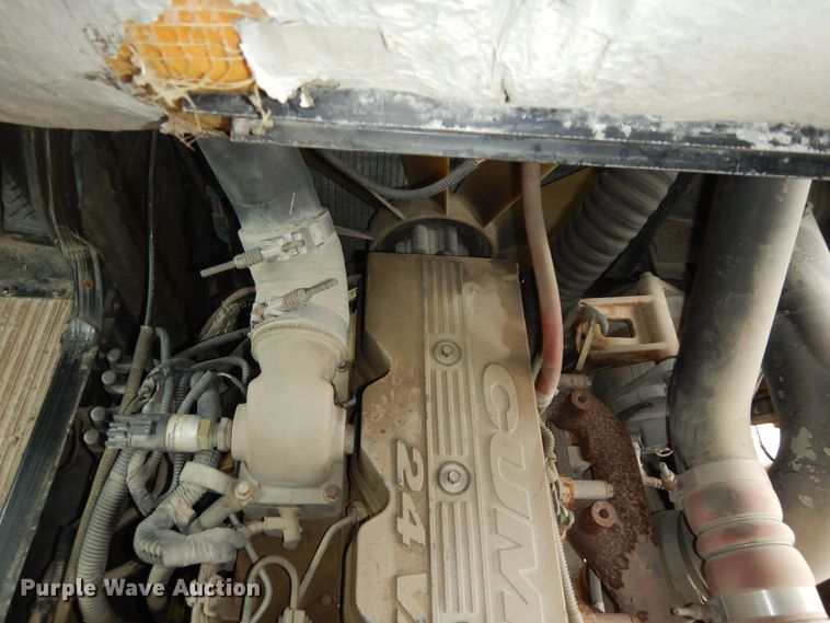 image for item DK7727 2001 Blue Bird TC2000  school bus