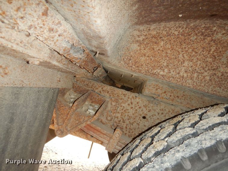 image for item DK7727 2001 Blue Bird TC2000  school bus