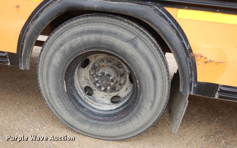 image for item DK7727 2001 Blue Bird TC2000  school bus