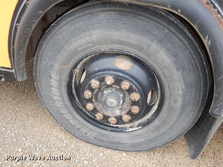 image for item DK7727 2001 Blue Bird TC2000  school bus