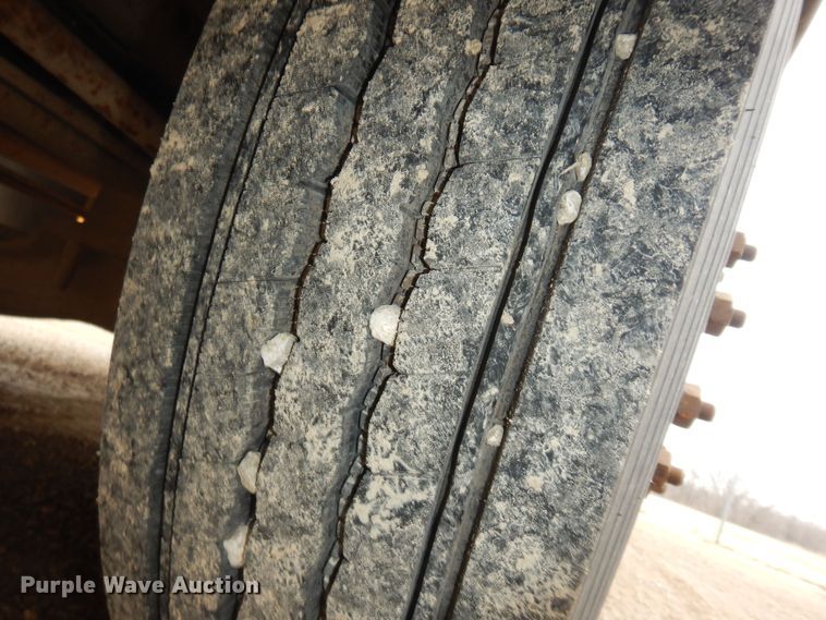 image for item DK7727 2001 Blue Bird TC2000  school bus