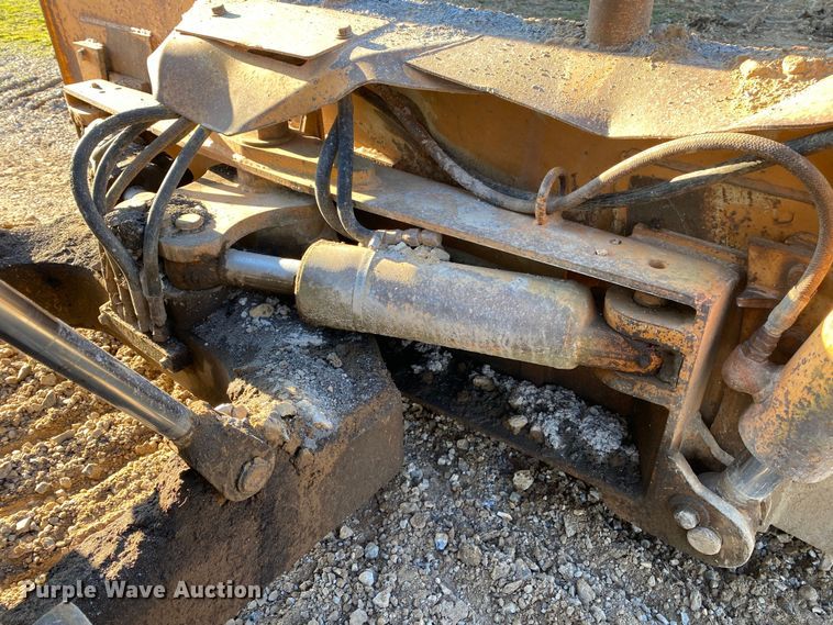 image for item DL7075 1978 Case 450  dozer