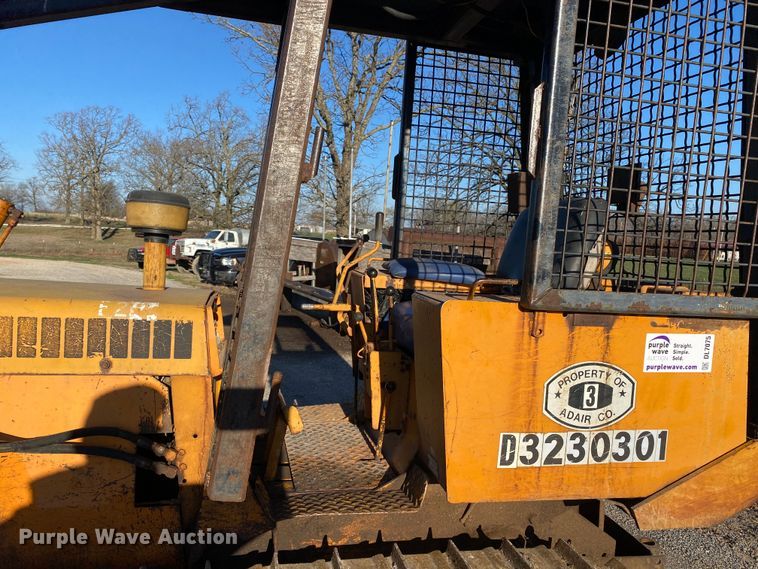 image for item DL7075 1978 Case 450  dozer