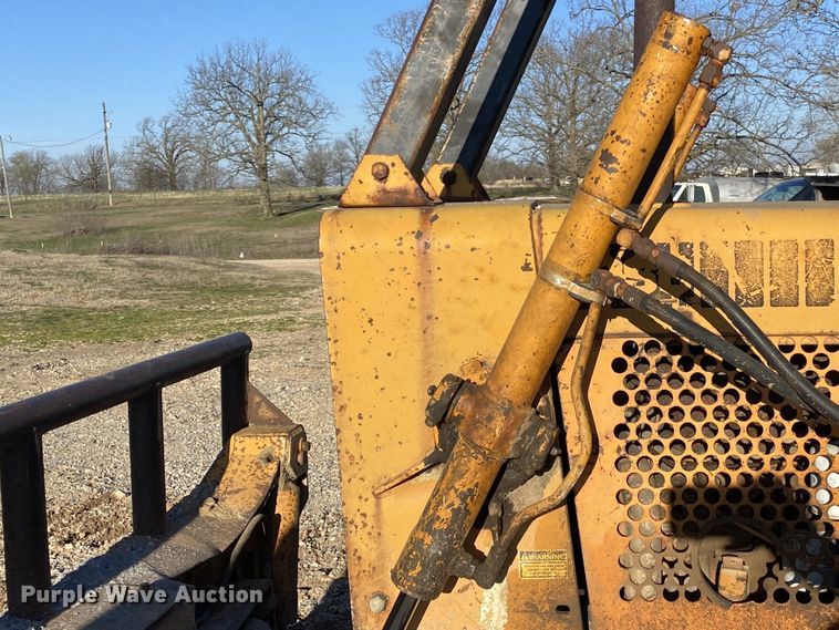 image for item DL7075 1978 Case 450  dozer