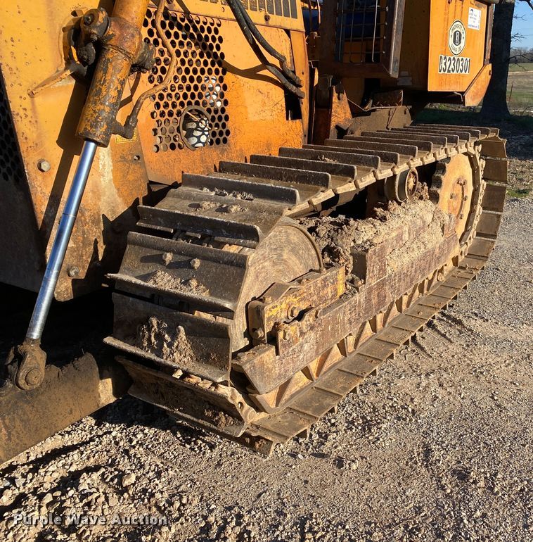 image for item DL7075 1978 Case 450  dozer
