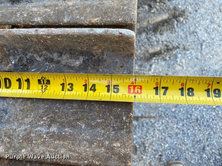 image for item DL7075 1978 Case 450  dozer