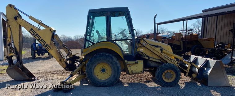 image for item DL7076 1999 New Holland 555E  backhoe
