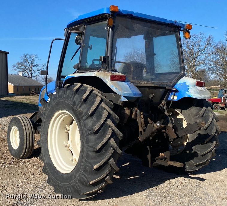 image for item DL7077 2006 New Holland TL100A  tractor
