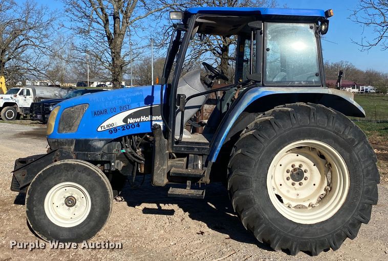 image for item DL7077 2006 New Holland TL100A  tractor