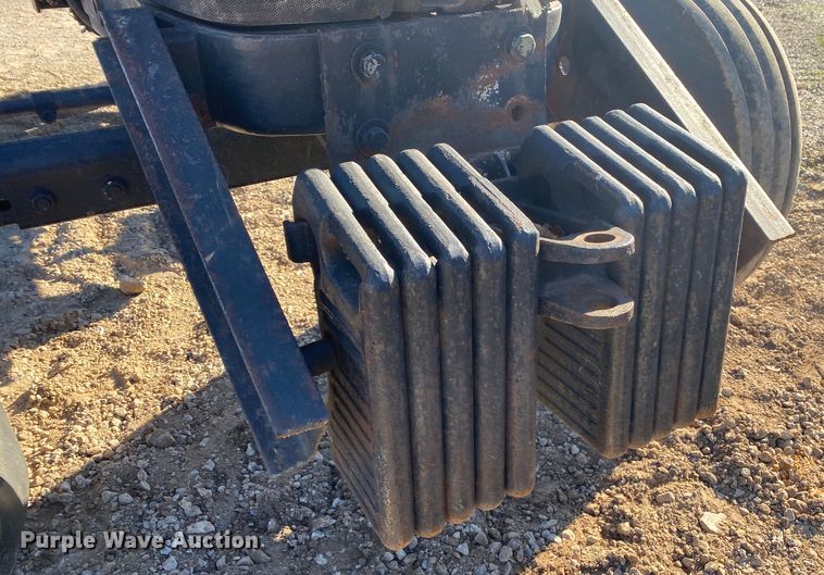 image for item DL7077 2006 New Holland TL100A  tractor