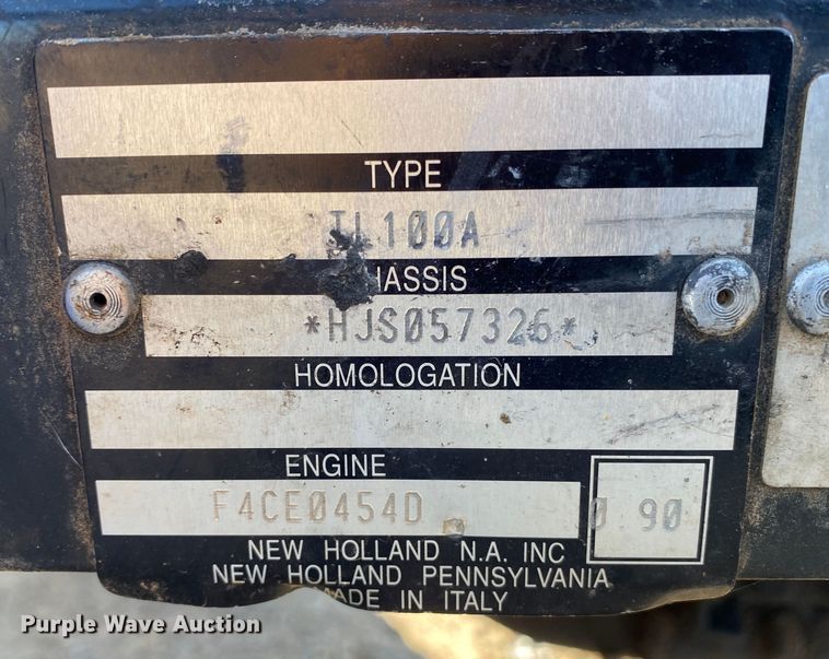 image for item DL7077 2006 New Holland TL100A  tractor