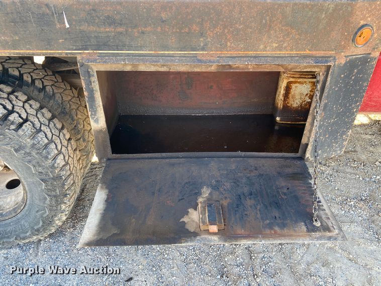 image for item DL7078 2002 Dodge Ram 3500  flatbed pickup truck