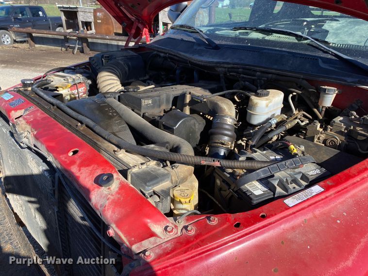 image for item DL7078 2002 Dodge Ram 3500  flatbed pickup truck