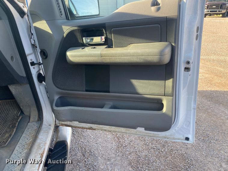 image for item DL7109 2007 Ford F150  SuperCrew pickup truck