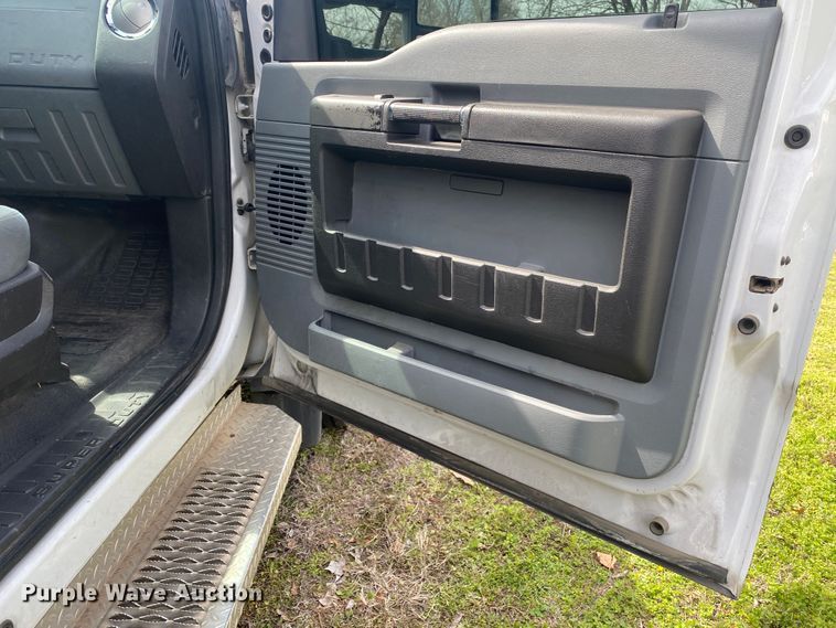 image for item DL7111 2012 Ford F450 Super Duty  ambulance