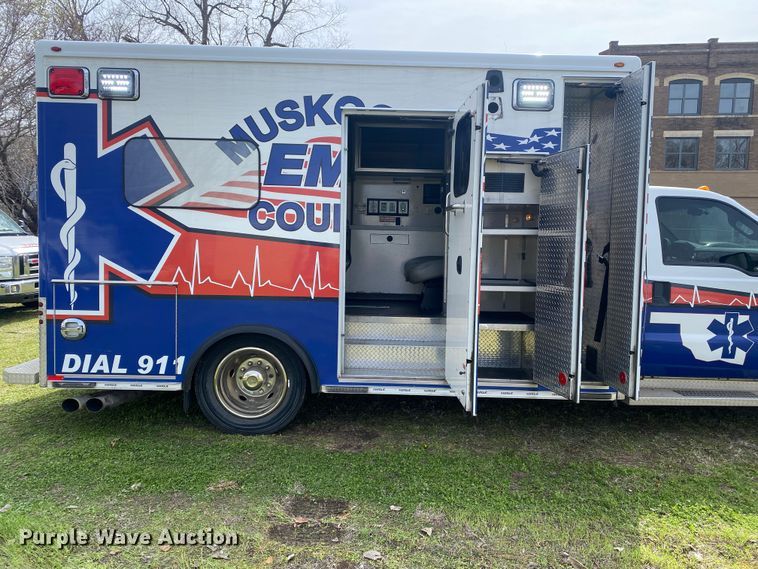 image for item DL7111 2012 Ford F450 Super Duty  ambulance