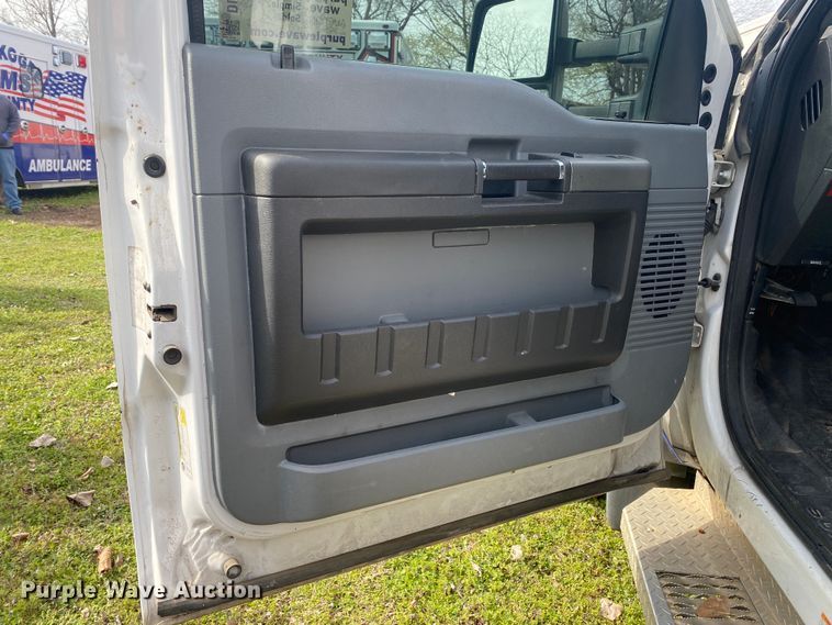 image for item DL7112 2012 Ford F450 Super Duty  ambulance