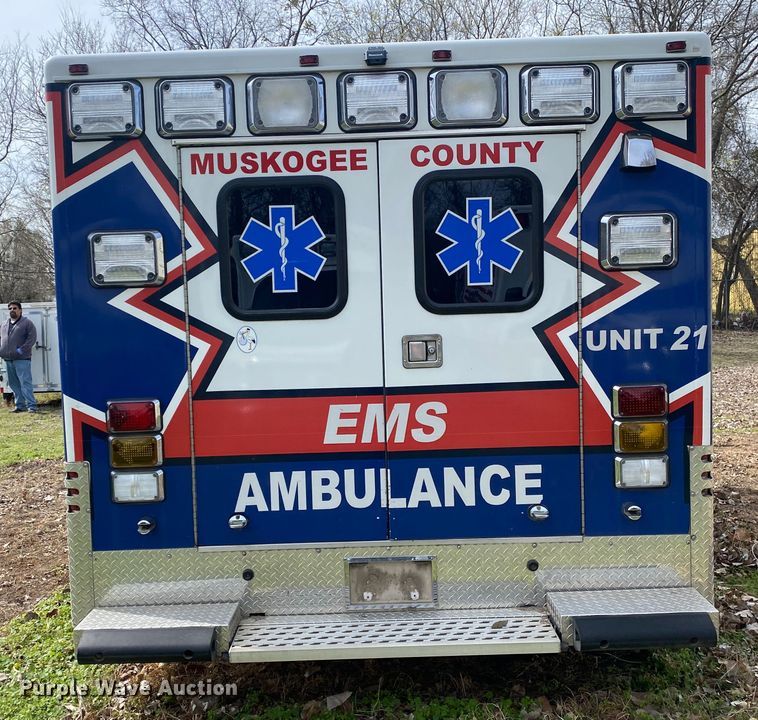 image for item DL7113 2016 Ford E450 Super Duty  ambulance