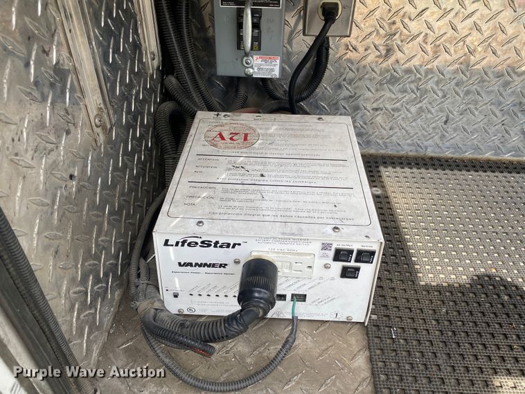 image for item DL7113 2016 Ford E450 Super Duty  ambulance