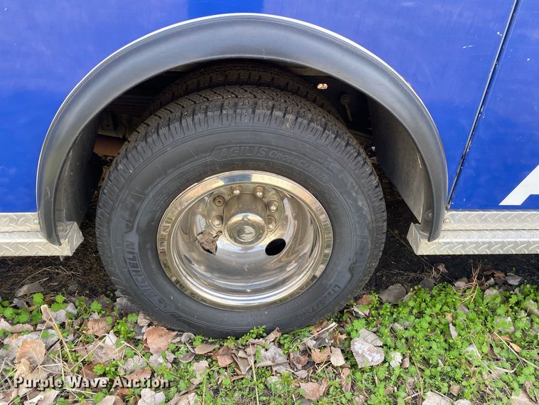 image for item DL7113 2016 Ford E450 Super Duty  ambulance