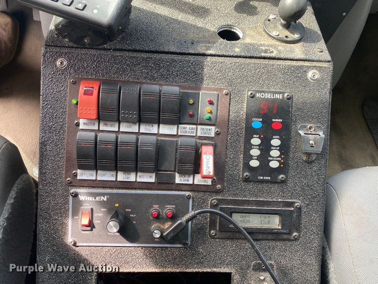 image for item DL7114 2017 Ford E450 Super Duty  ambulance