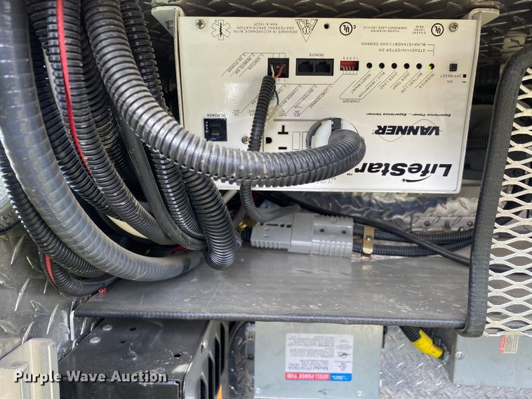 image for item DL7114 2017 Ford E450 Super Duty  ambulance