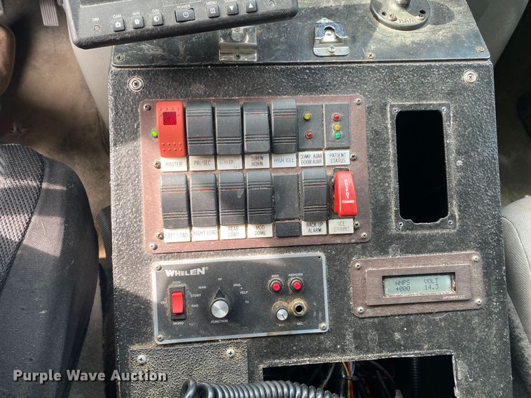 image for item DL7115 2017 Ford E450 Super Duty  ambulance