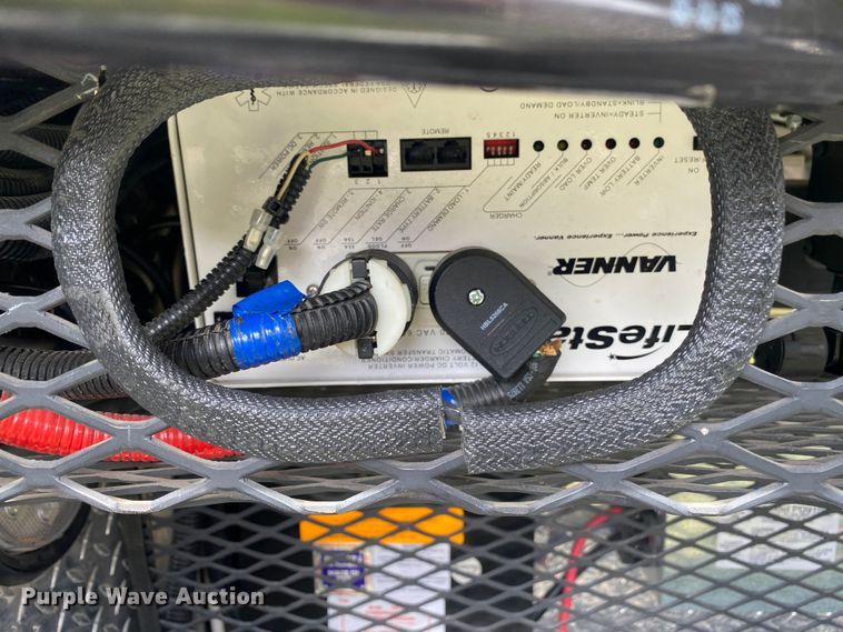 image for item DL7115 2017 Ford E450 Super Duty  ambulance