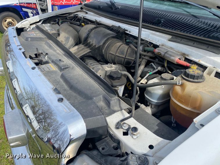 image for item DL7115 2017 Ford E450 Super Duty  ambulance