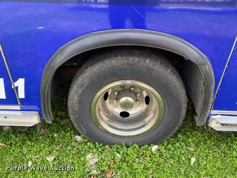 image for item DL7115 2017 Ford E450 Super Duty  ambulance