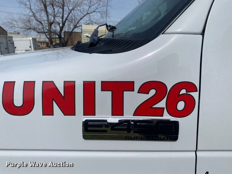 image for item DL7115 2017 Ford E450 Super Duty  ambulance