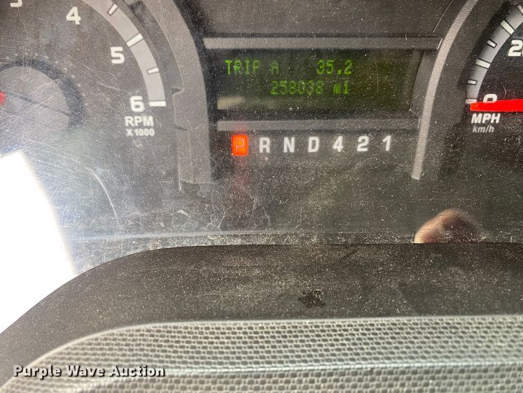 image for item DL7116 2017 Ford E450 Super Duty  ambulance